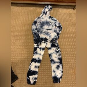 NEW NWOT Volcom boys sweatshirt hoodie and sweatpants jogger set size 10 medium